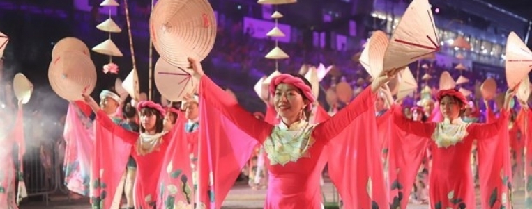 Vietnam joins Asia’s largest street festival in Singapore