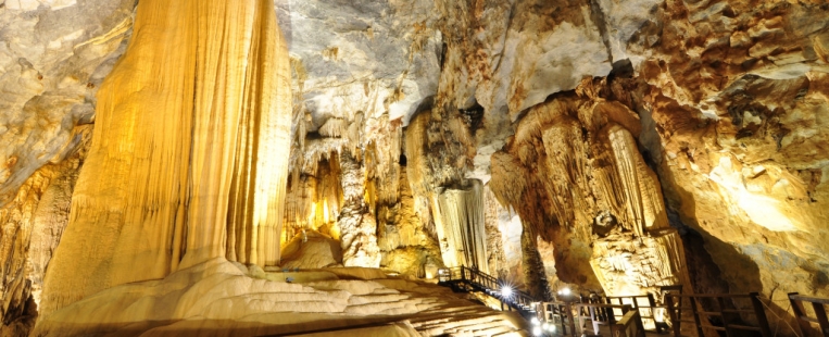 Phong Nha and Thien Duong caves in Quang Binh